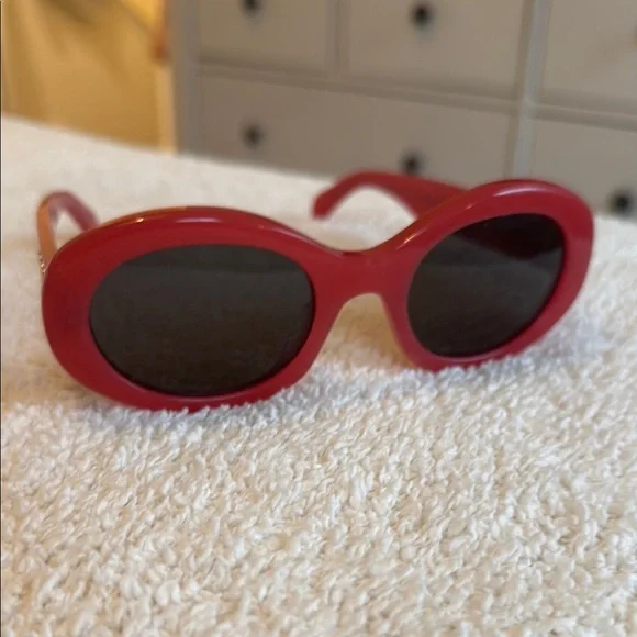 Celine Triomphe Red Sunglasses - Picture 4 of 4